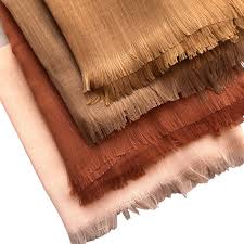 Scarf (Lawn)